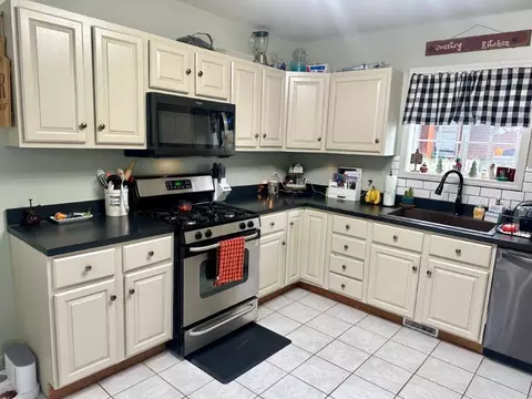 Kitchen - 316 W Chippewa St, Dwight, IL 60420 photo 2 of 4