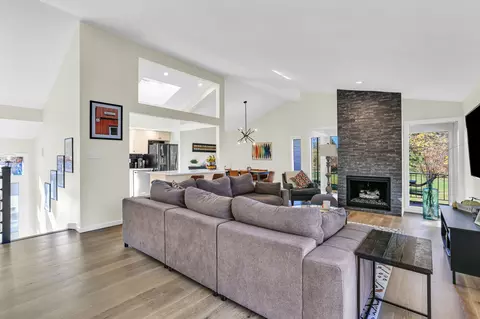 24 Fields East Dr #24, Champaign, IL 61822 photo 4