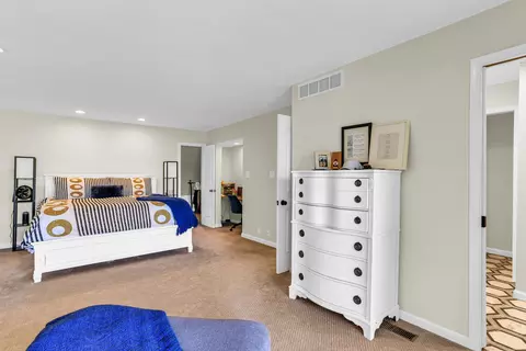 24 Fields East Dr #24, Champaign, IL 61822 photo 13