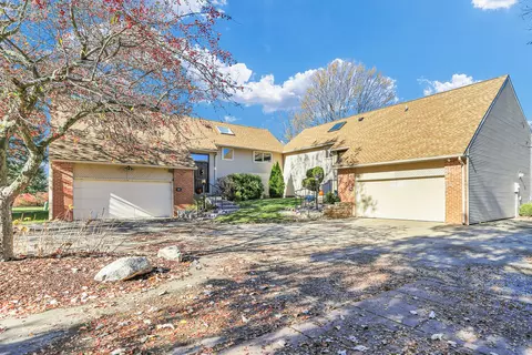 24 Fields East Dr #24, Champaign, IL 61822