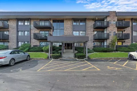 1421 Woodbridge Rd #3A, Joliet, IL 60436