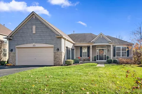 1315 Hall St, Sugar Grove, IL 60554