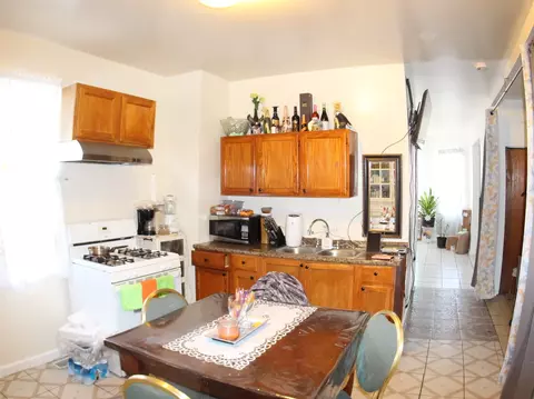 1656 N Central Park Ave, Chicago, IL 60647 photo 4
