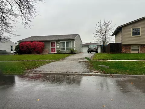 17310 Peach Grove Ln, Hazel Crest, IL 60429