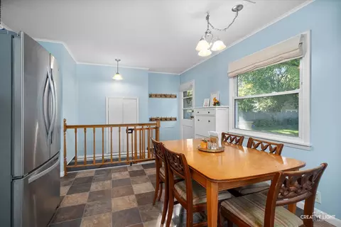 366 Davis Rd, Batavia, IL 60510 photo 6