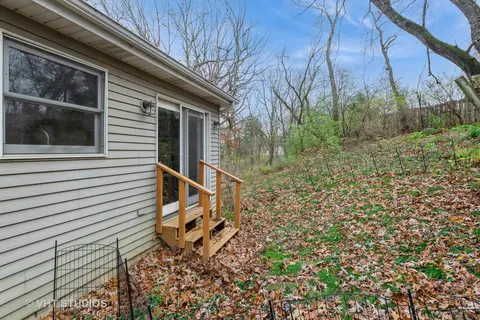 917 Valley Ave, Mchenry, IL 60051 photo 19