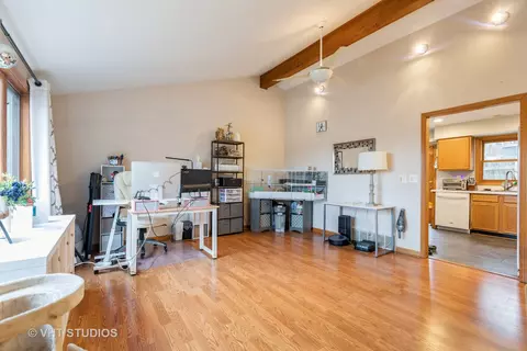 917 Valley Ave, Mchenry, IL 60051 photo 8