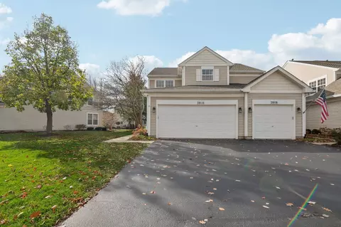 2810 White Thorn Cir, Naperville, IL 60564