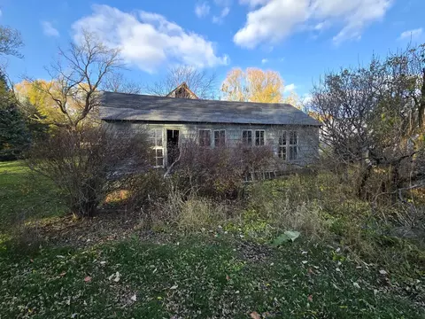 Exterior - 1207 Cemetery Rd, Lee, IL 60530 photo 5 of 25