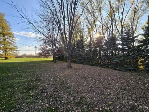 Exterior - 1207 Cemetery Rd, Lee, IL 60530 photo 15 of 25