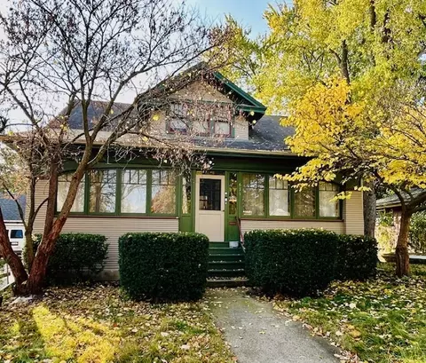 615 Franklin Blvd, Elgin, IL 60120