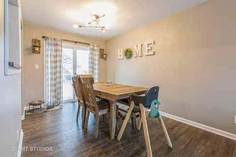 790 Laurel Dr, Aurora, IL 60506 photo 9