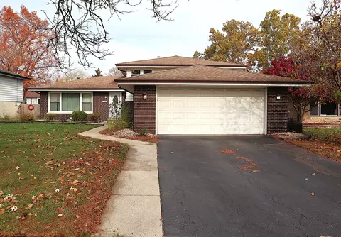6318 Barbara Ave, Tinley Park, IL 60477