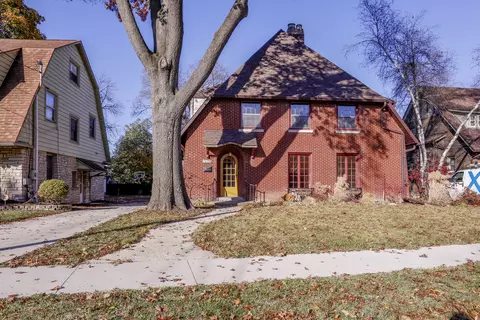 1538 W Lincoln Blvd, Freeport, IL 61032