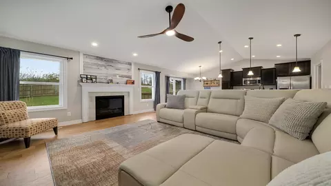 Living - 206 Smith Dr, Oregon, IL 61061 photo 1 of 3