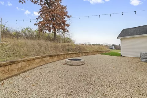 Exterior - 206 Smith Dr, Oregon, IL 61061 photo 5 of 6