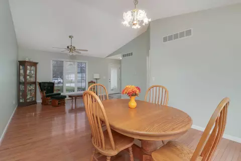 1717 Sunrise Pt, Normal, IL 61761 photo 5
