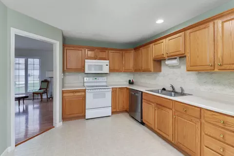 1717 Sunrise Pt, Normal, IL 61761 photo 9