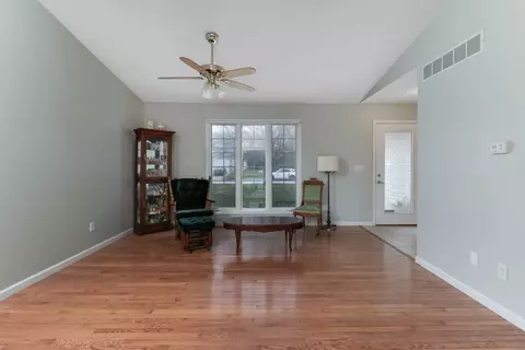 1717 Sunrise Pt, Normal, IL 61761 photo 3