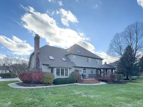 Exterior - 30 W786 Warwick Way, Wayne, IL 60184 photo 7 of 11