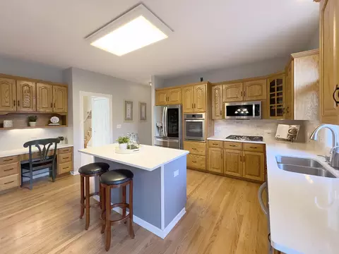Kitchen - 30 W786 Warwick Way, Wayne, IL 60184 photo 1 of 5