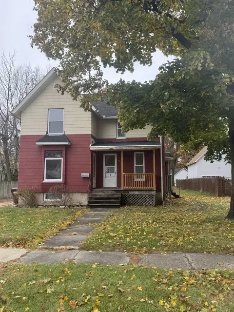 321 W Jackson St, Belvidere, IL 61008