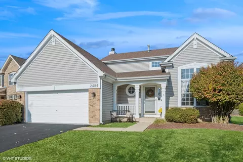 2484 Blue Spruce Ln, Aurora, IL 60502