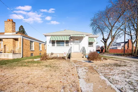 114 Ruth St, Calumet City, IL 60409