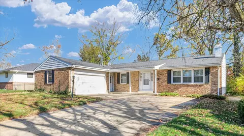 2504 Combes St, Urbana, IL 61801