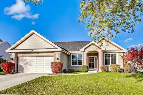 111 Old Post Rd, Oswego, IL 60543