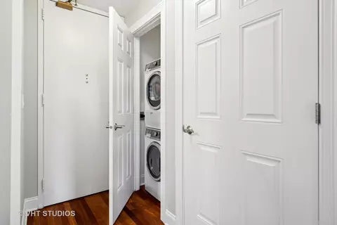 100 E Walton St #36E, Chicago, IL 60611 photo 15
