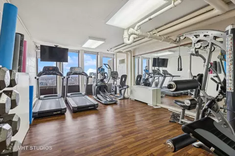 100 E Walton St #36E, Chicago, IL 60611 photo 21