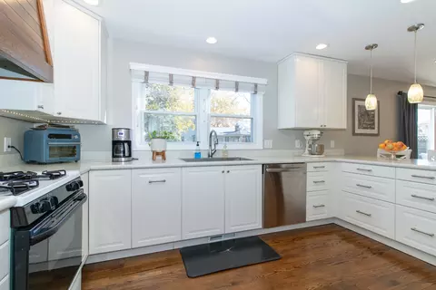 Kitchen - 102 Doud Ct, Normal, IL 61761 photo 4 of 5