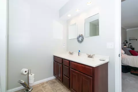 Bath - 102 Doud Ct, Normal, IL 61761 photo 4 of 4