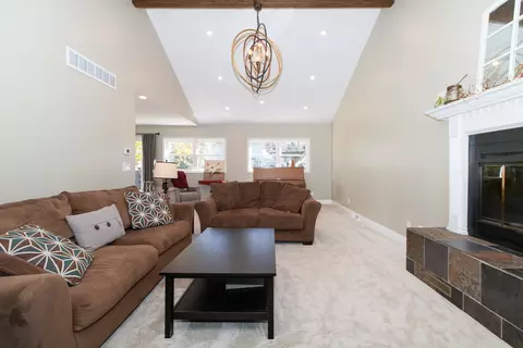 Living - 102 Doud Ct, Normal, IL 61761 photo 2 of 7