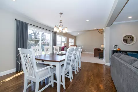 Dining - 102 Doud Ct, Normal, IL 61761 photo 4 of 4