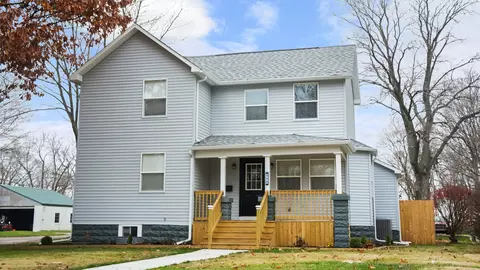 226 W Campbell Ave, Rantoul, IL 61866