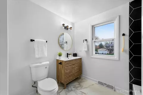 Bath - 505 Monroe Rd, Bolingbrook, IL 60440 photo 2 of 3