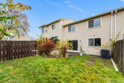 Exterior - 505 Monroe Rd, Bolingbrook, IL 60440 photo 3 of 5