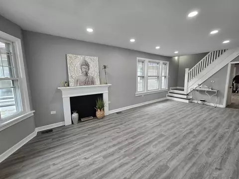 6136 S Keating Ave, Chicago, IL 60629 photo 4