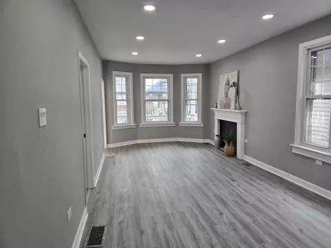 6136 S Keating Ave, Chicago, IL 60629 photo 7