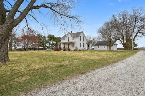 604 County Road 2200 E, Sidney, IL 61877