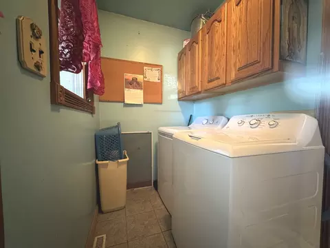 Other - 609 E Main St, Ashkum, IL 60911 photo 2 of 4