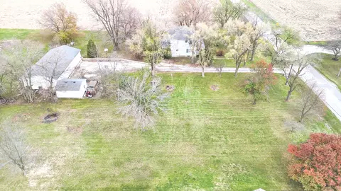 View/Area - 609 E Main St, Ashkum, IL 60911 photo 2 of 4