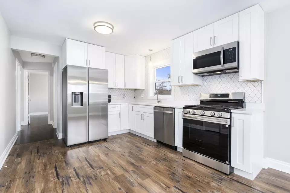 Kitchen - 1901 W 71st St, Chicago, IL 60636 photo 1 of 2