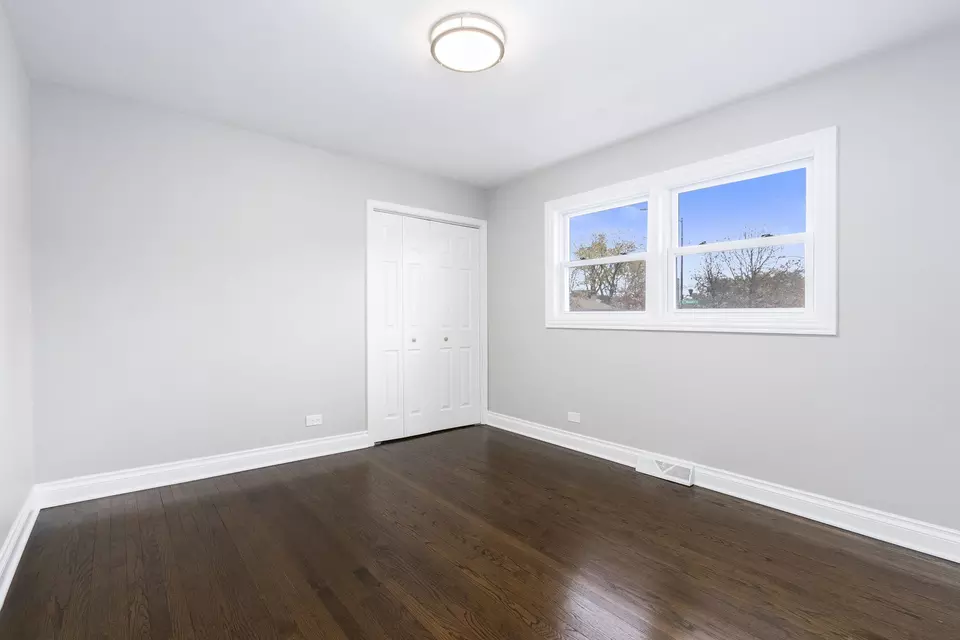 Bedroom - 1901 W 71st St, Chicago, IL 60636 photo 3 of 5