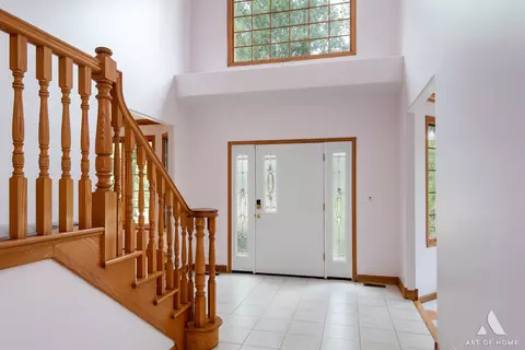 Entry Way - 1027 Evergreen Cir, Olympia Fields, IL 60461 photo 2 of 2