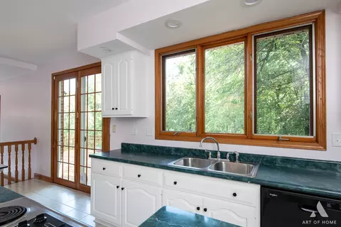 Kitchen - 1027 Evergreen Cir, Olympia Fields, IL 60461 photo 3 of 5