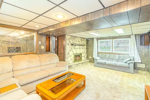 Living - 259 Walnut Ln, Crown Point, IN 46307 photo 2 of 2
