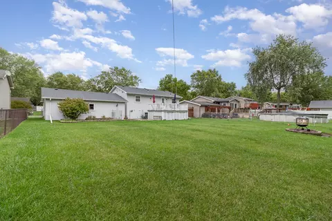 Exterior - 259 Walnut Ln, Crown Point, IN 46307 photo 2 of 8